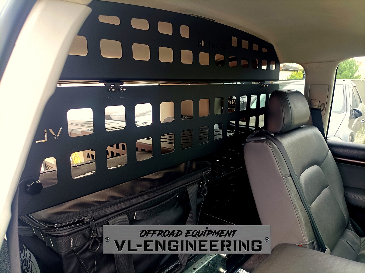 Dog Guard Land Cruiser VDJ 200